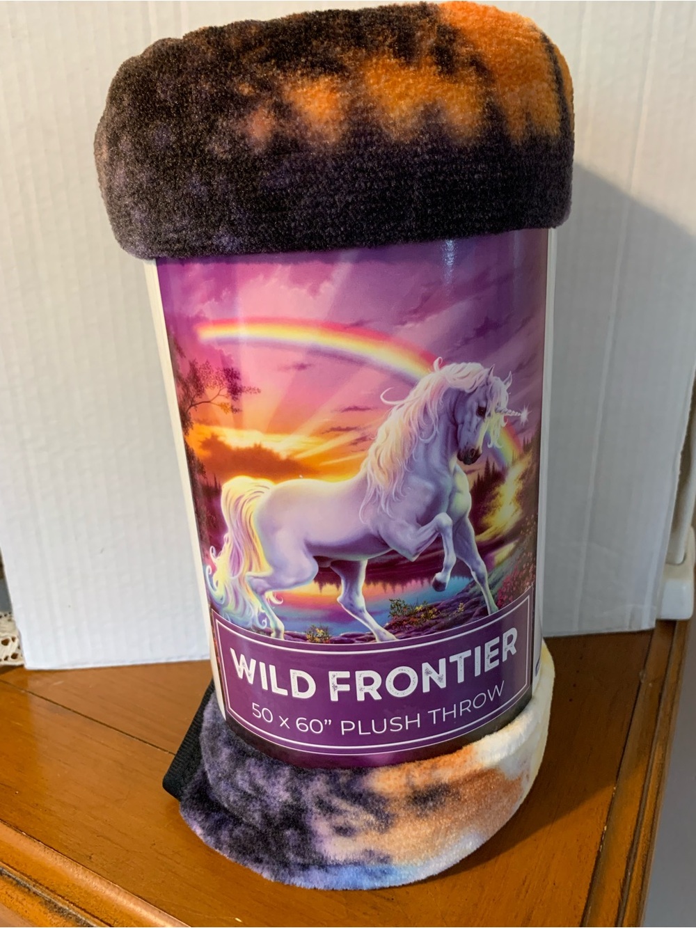 New Wild Frontier Plush Throw Mulit Colored Wilderness Unicorn 50" X 60" Blanket